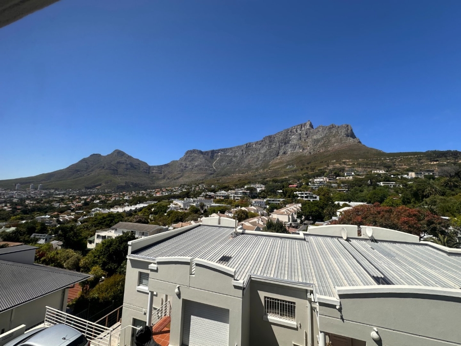 4 Bedroom Property for Sale in Higgovale Western Cape